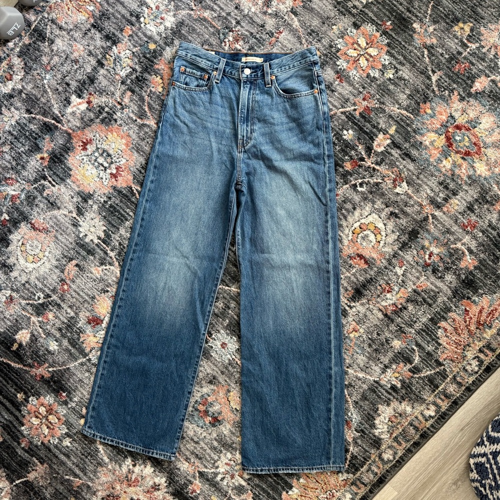 Levis Premium Ribcage Wide Leg Jean